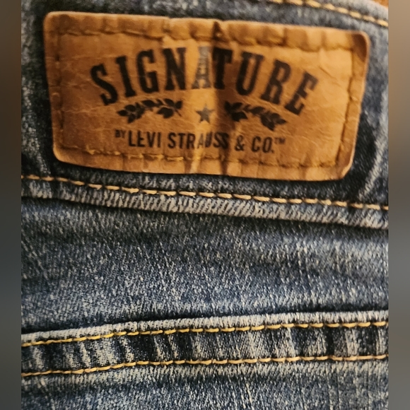 Levis signature series womens size 6 stretch bootcut jeans - Picture 6 of 6